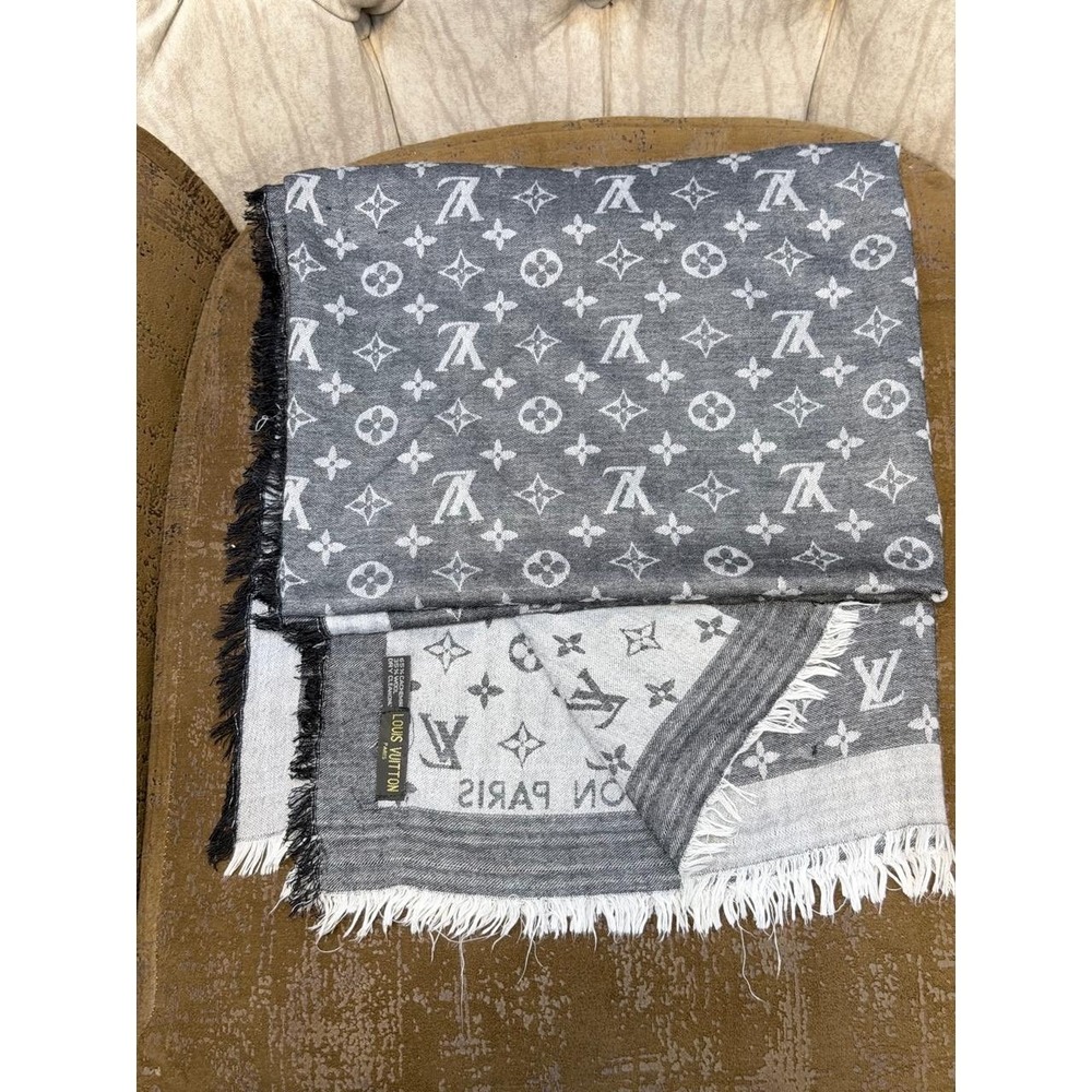 Louis Vuitton Monogram Shine Shawl Grey Silver Silk Wool Scarf Fringed Square - Picture 1 of 8